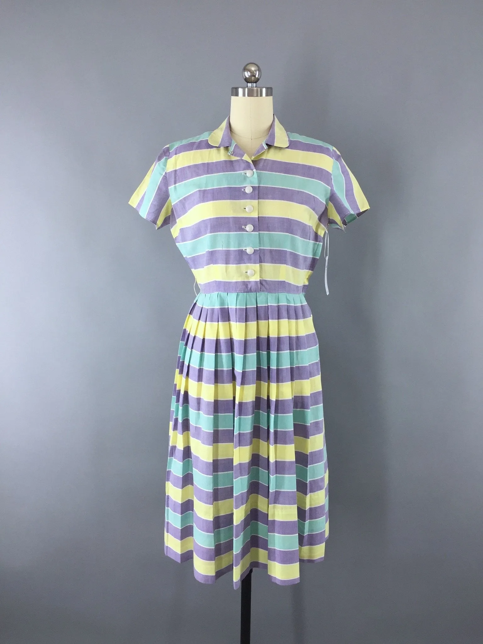 1950s Vintage Pastel Striped Cotton Day Dress