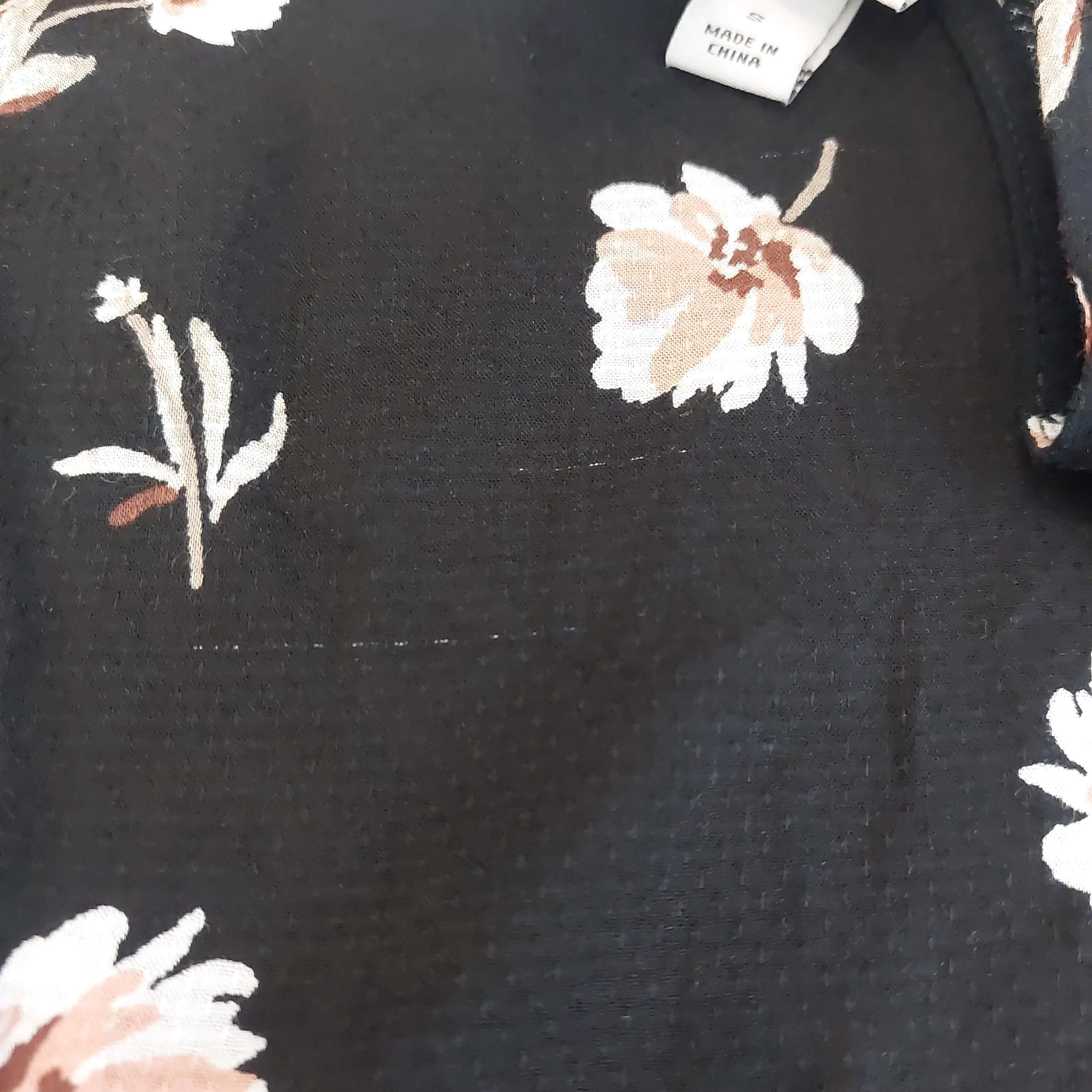 a. new day Black Floral Printed Frill Sleeves Blouse | Gently Used |