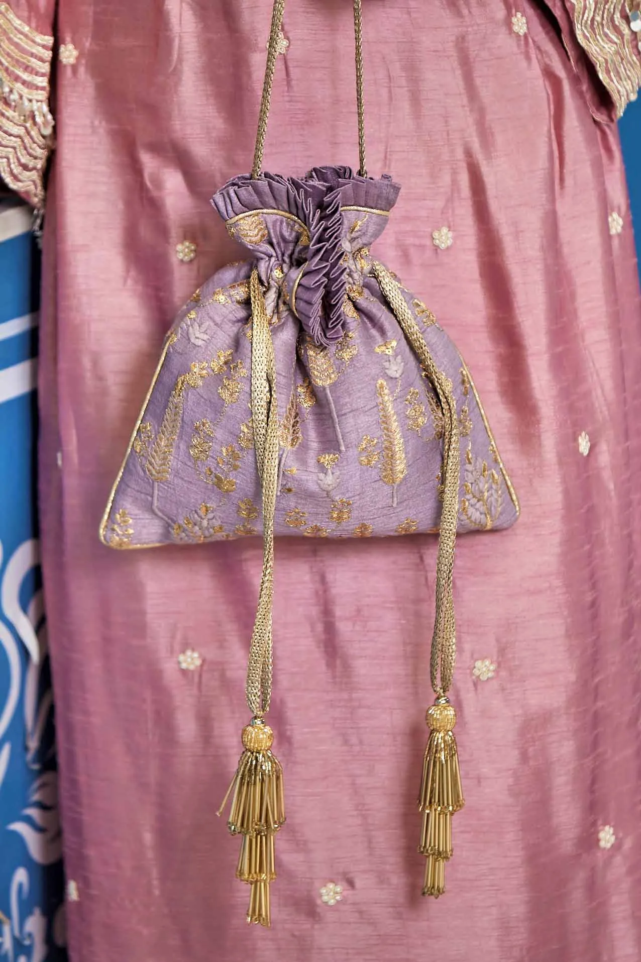 Arbre Silk Potli bag - wisteria