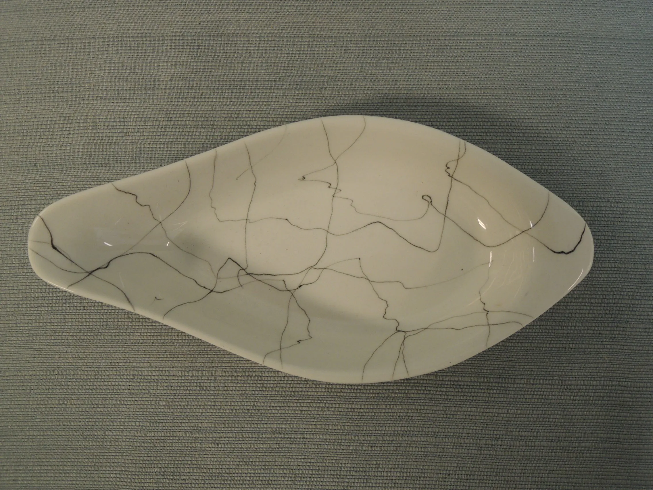 Carrara Modern Au Gratin Dish by Iroquois - Very Good Condition