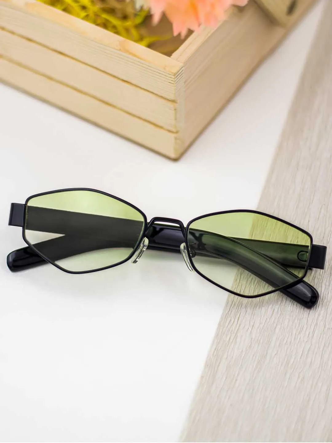 Claes Sunnies Black