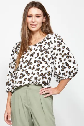 Close Out Vanilla Floral Mid Sleeve Top