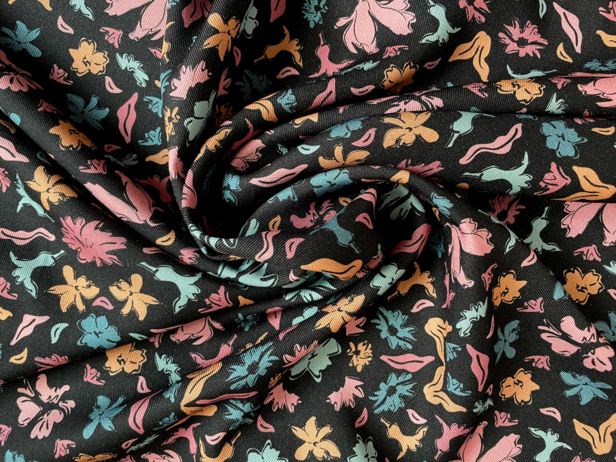 Floral Ecovero Rayon Fabric in Majestic